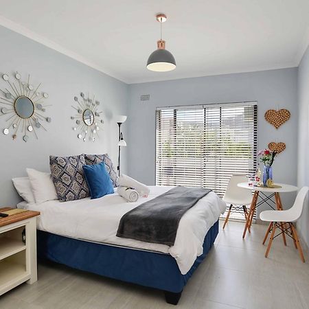 Sea Breeze Apartments Bloubergstrand Exterior photo