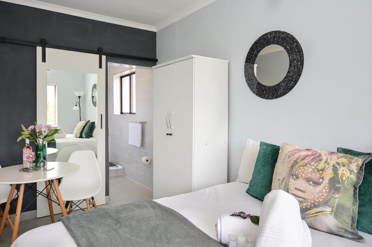 Sea Breeze Apartments Bloubergstrand Exterior photo